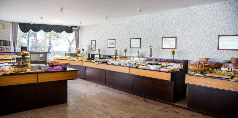 Ayvalik Beach Hotel