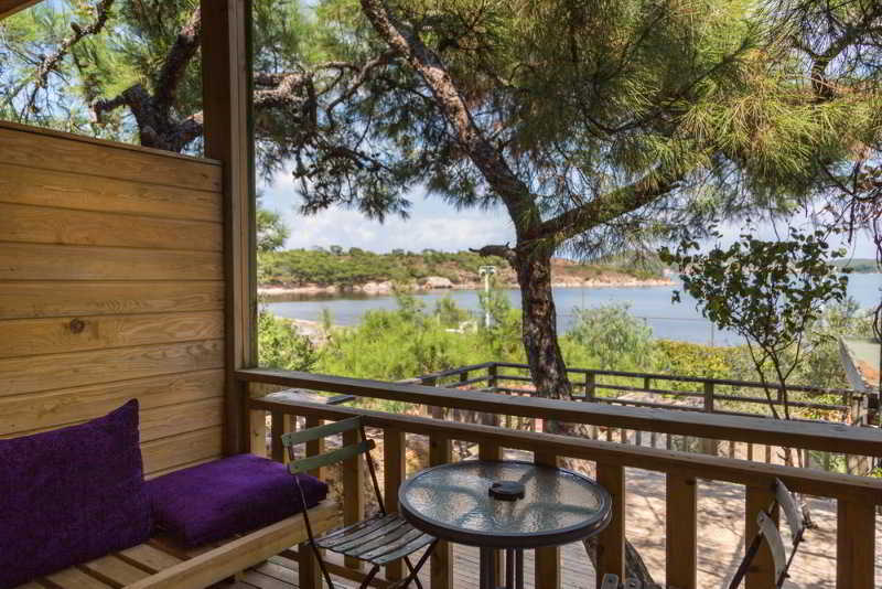 Ayvalik Beach Hotel 3*