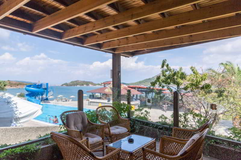 Ayvalik Beach Hotel