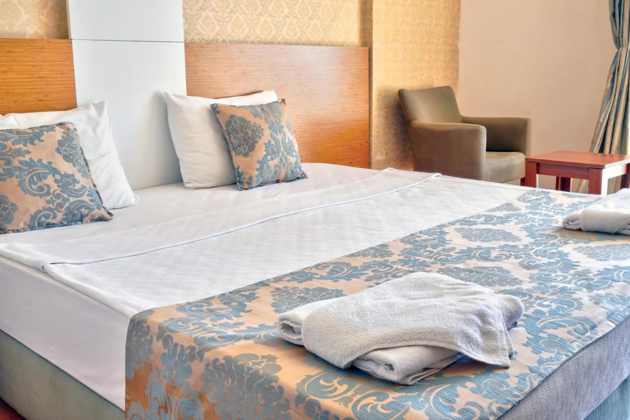 Resort Blue Fish 4*