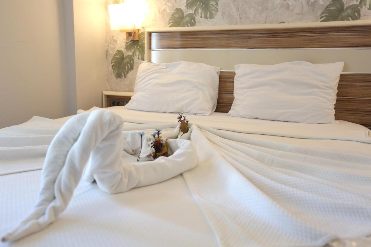 Hotel Smyrna 2*