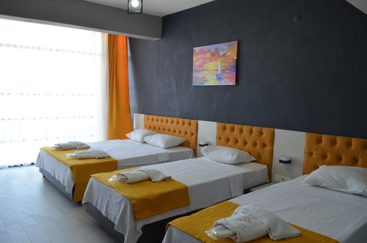 Hotel Lizbon *