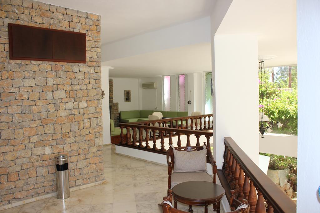 Olimpos Bed & Breakfast 4*