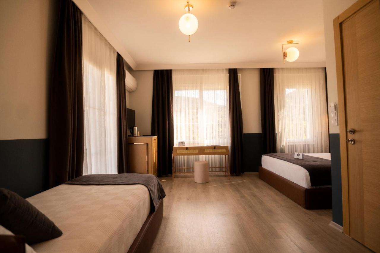 Urla 1867 Hotel