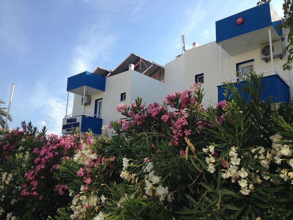 Aparthotel Parla 2*