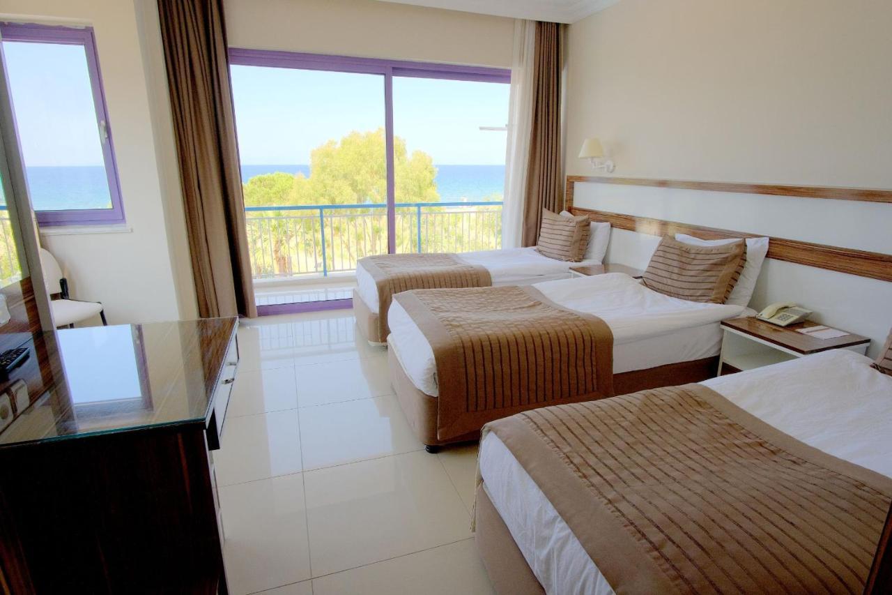Hotel Le Monde & Dikili