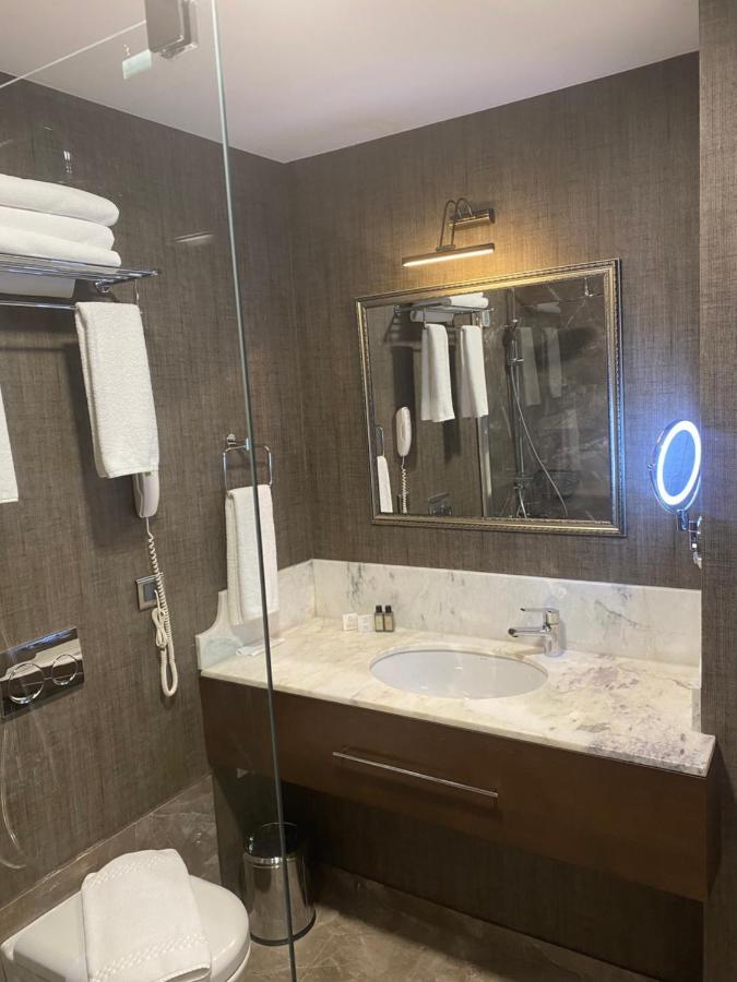 Mell Hotel 3*
