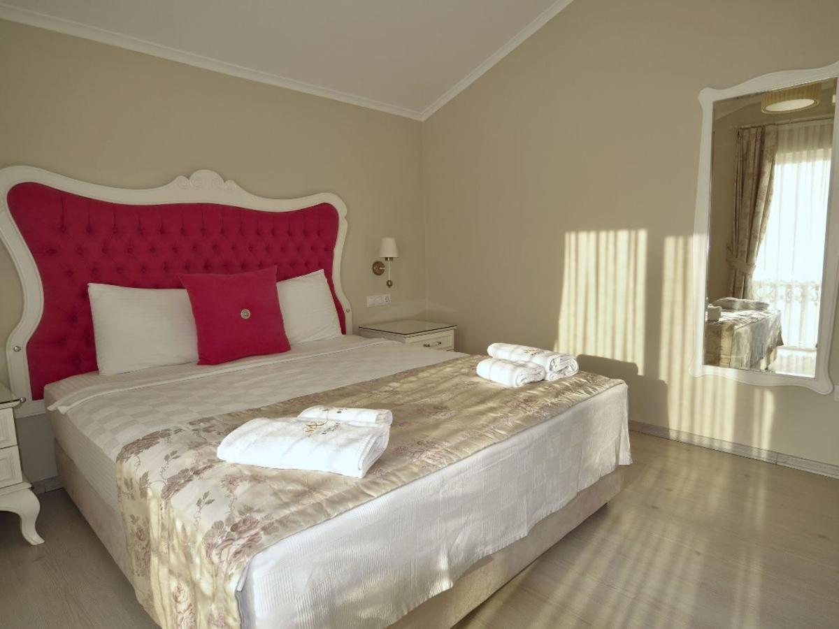 Naz Hotel