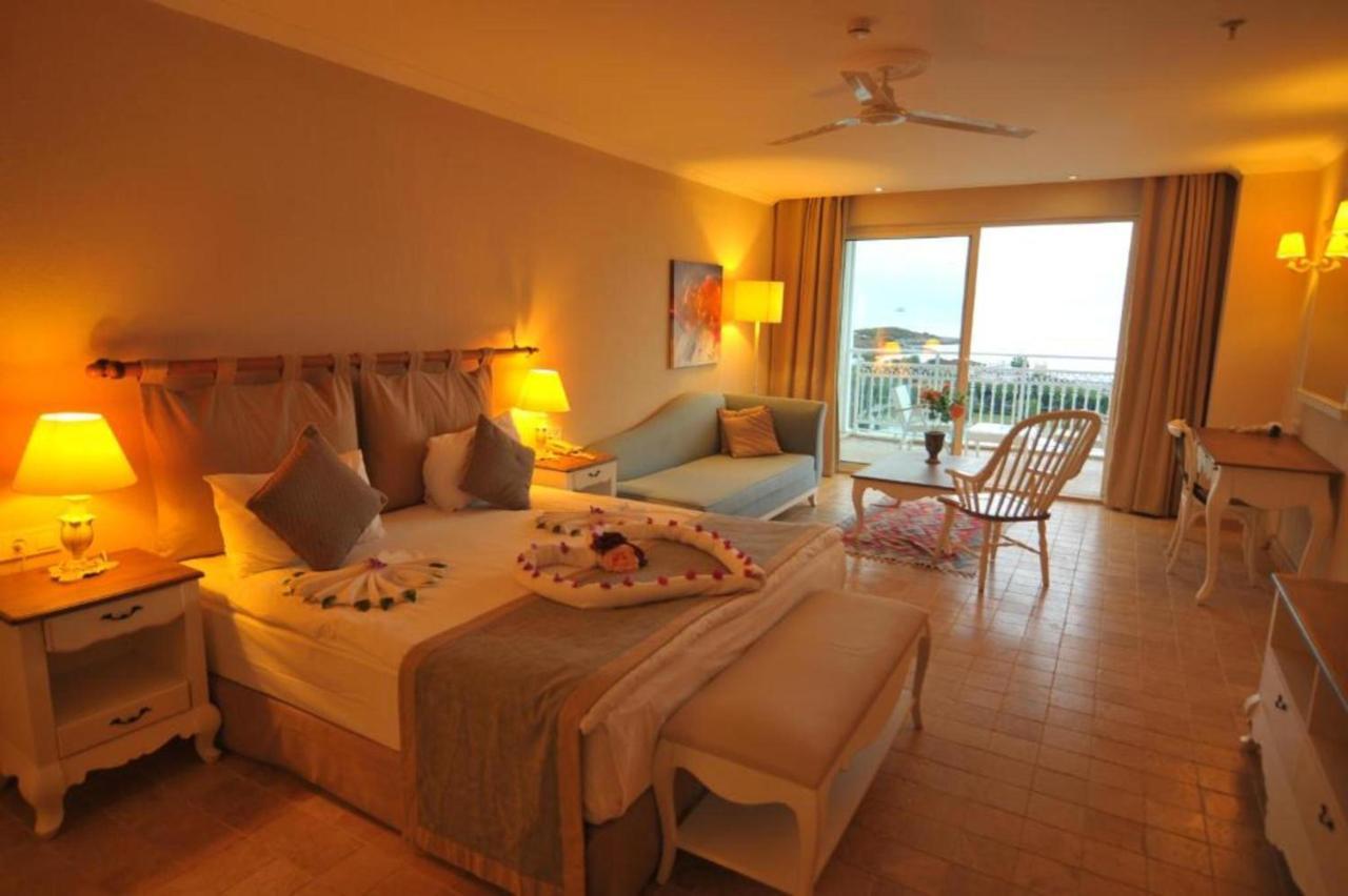 Andriake Club Hotel 5*