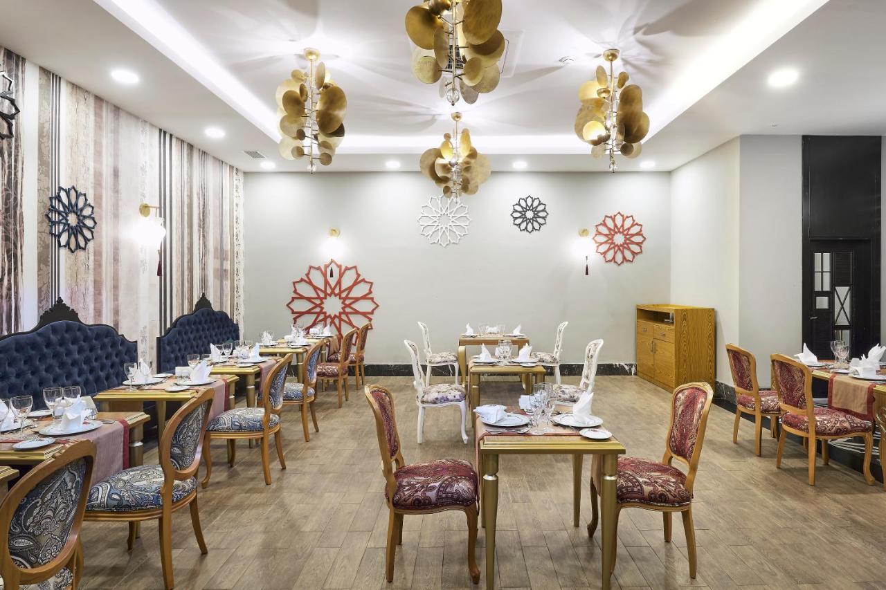 Seaden Valentine & (adults Only) 5* Side