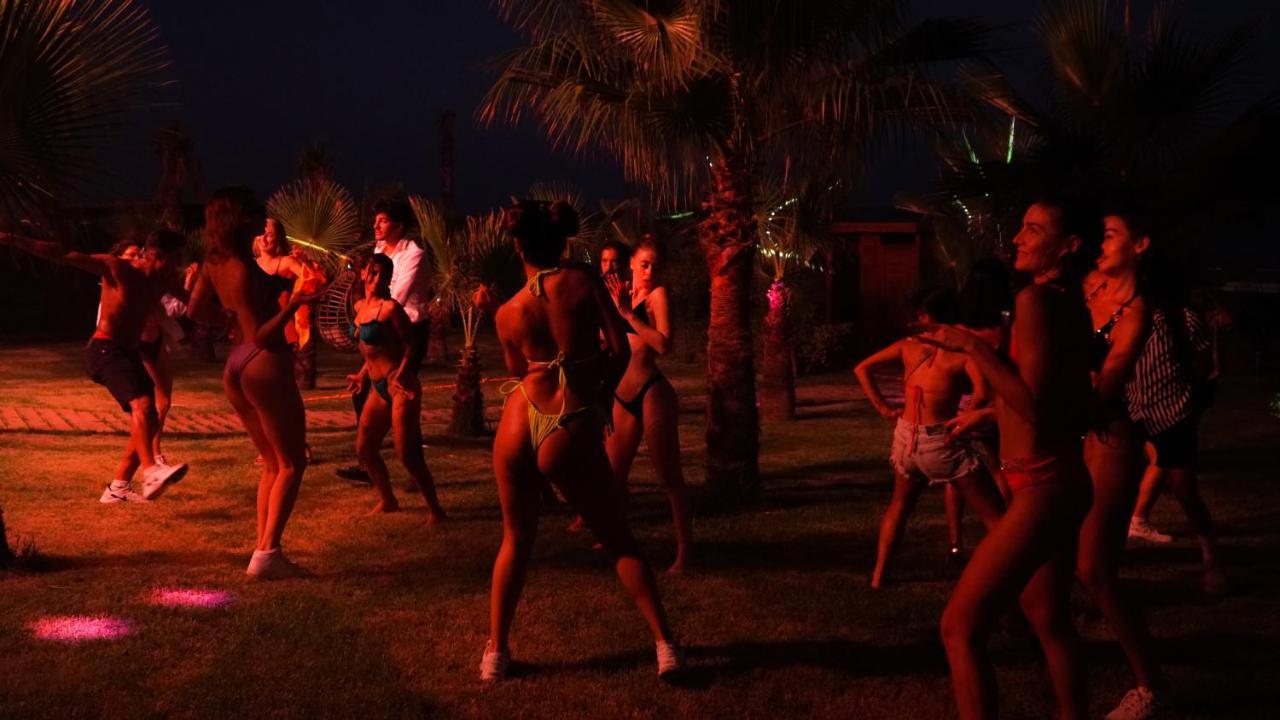 Hotel Sunthalia & Ultra Adults Only Party