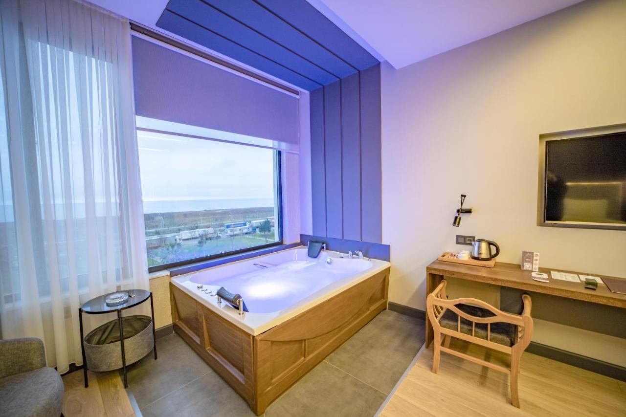 Hotel Aksular