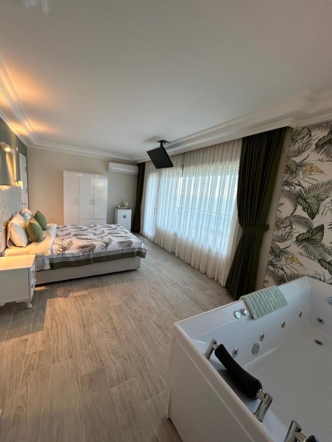Hotel Fener Cafe & Kahvalti Cesme