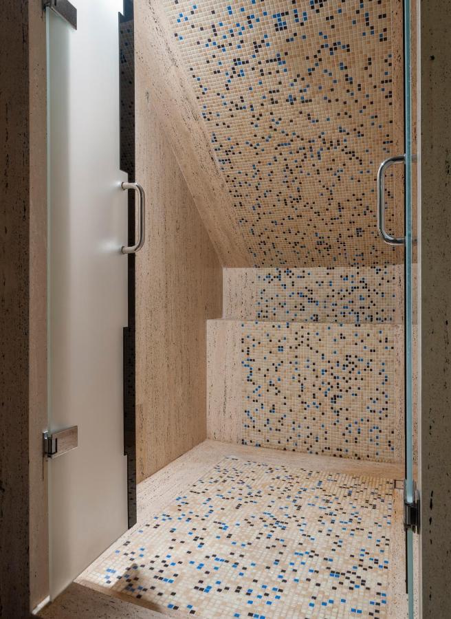 Armoni Apartment
