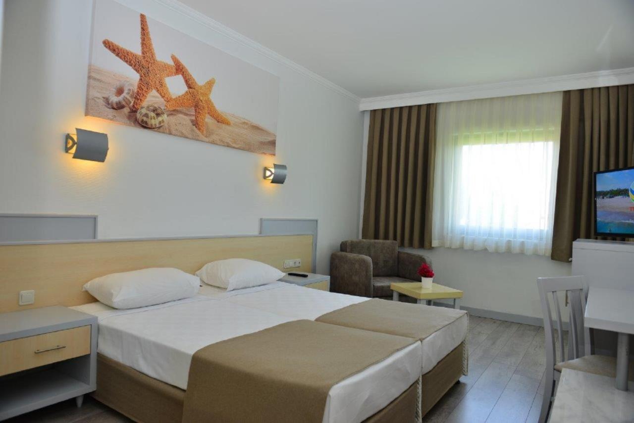 Hotel Aqi Pegasos World