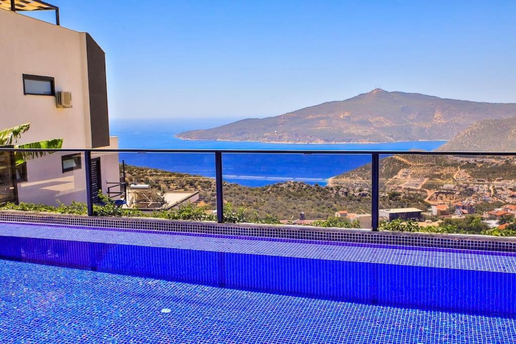 Everest Villa