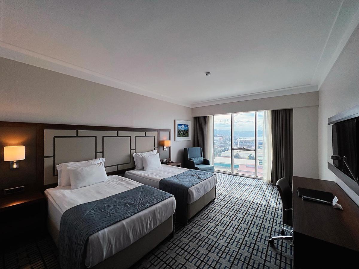 Hotel Ramada Plaza By Wyndham 5*