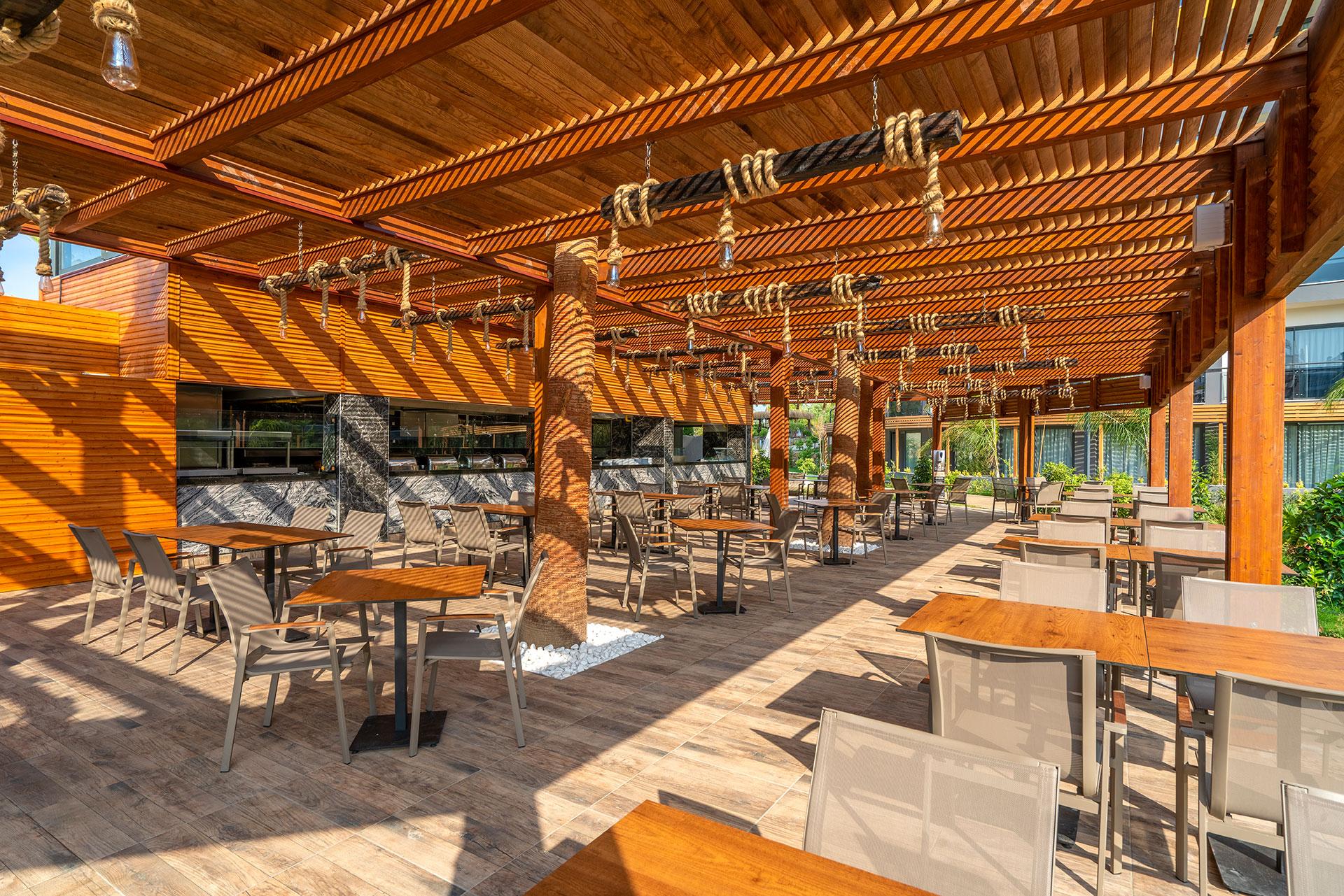 Hotel Arnor De Luxe & 5*