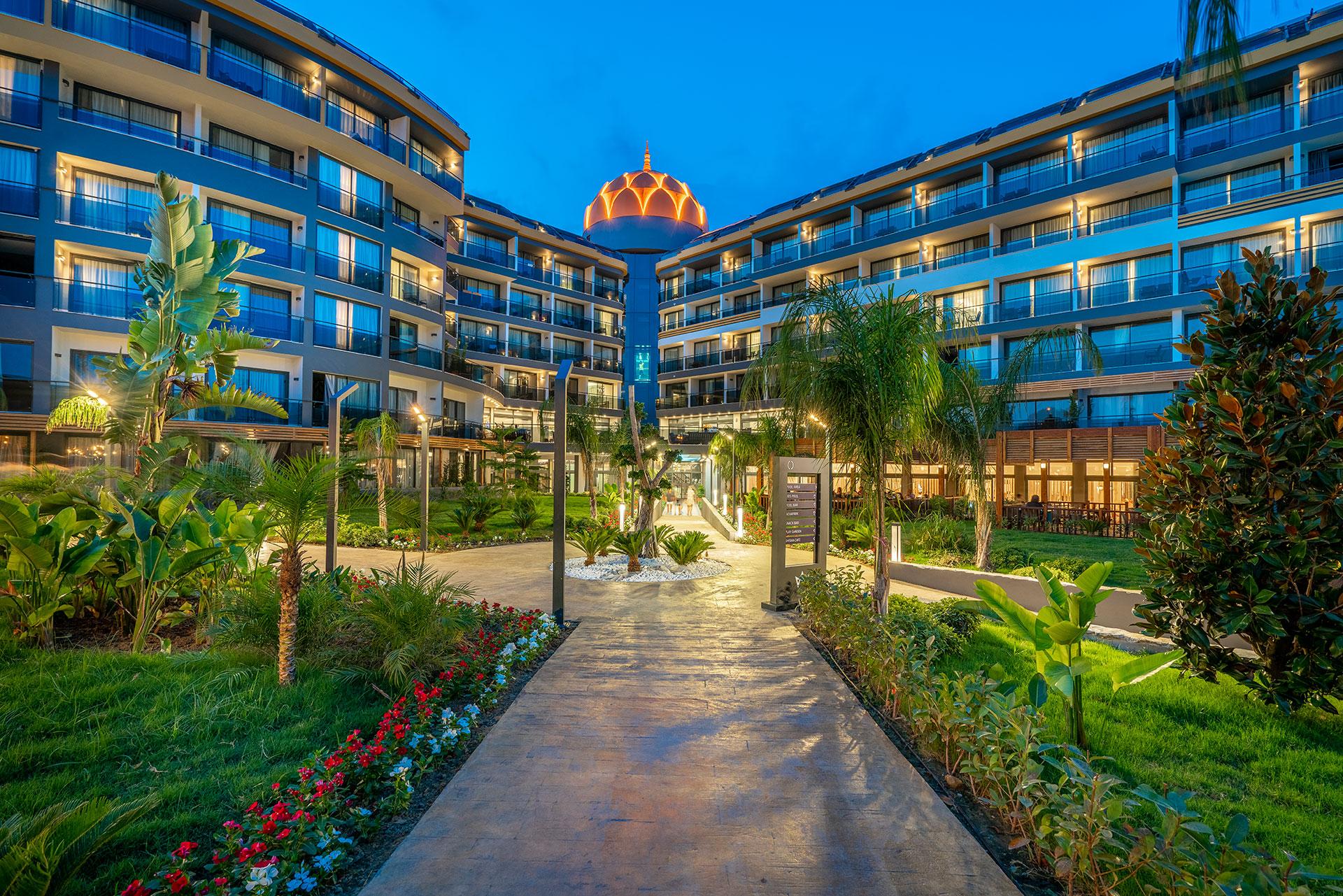 Arnor De Luxe & Hotel 5*