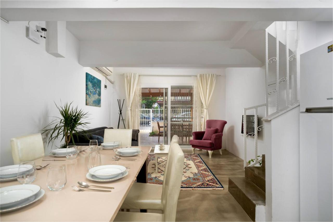Kusadasi, Simsek Apartment *