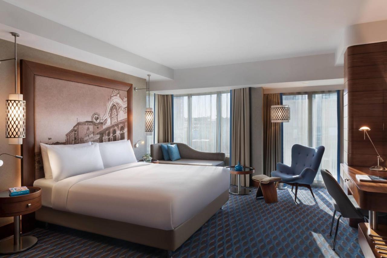 Hotel Renaissance 5*