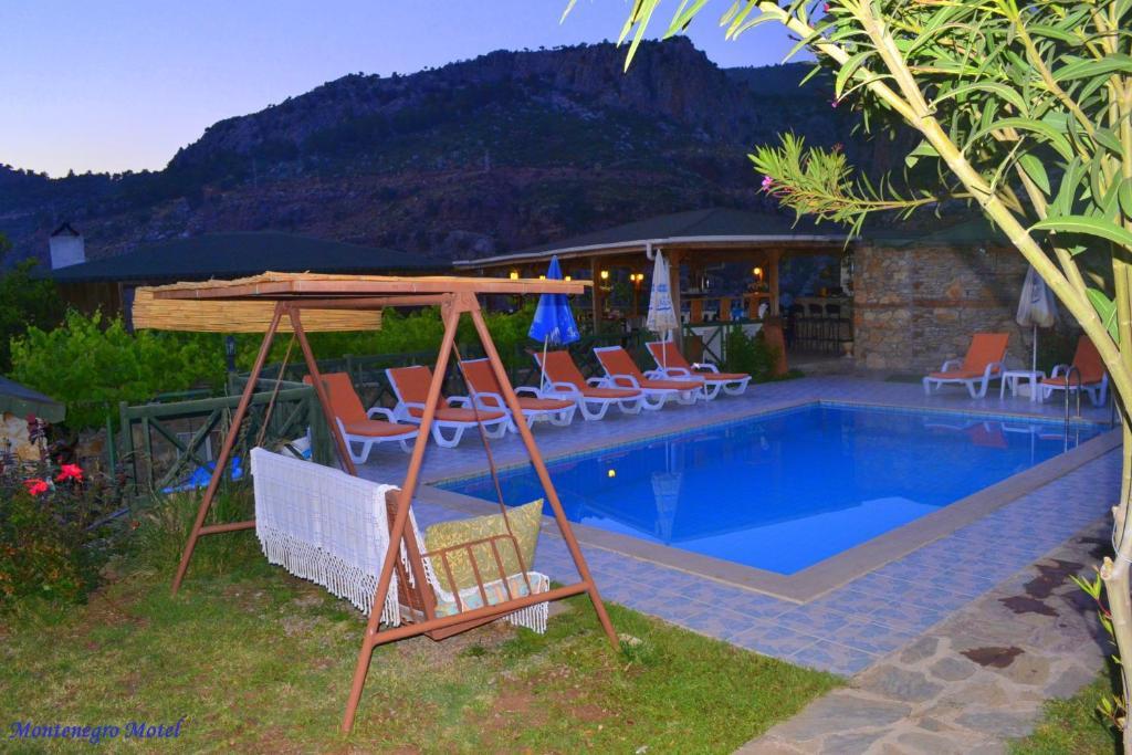 Montenegro Hotel *