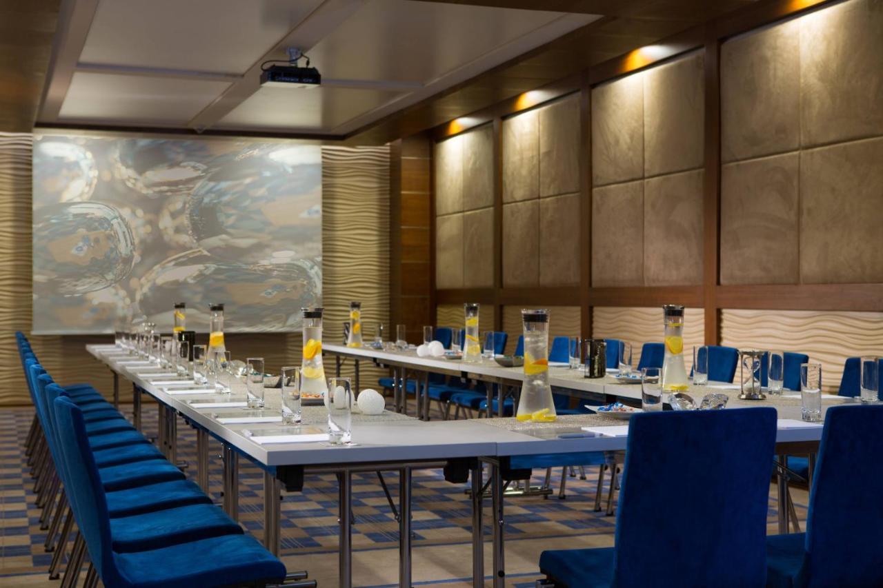Renaissance 5* Izmir