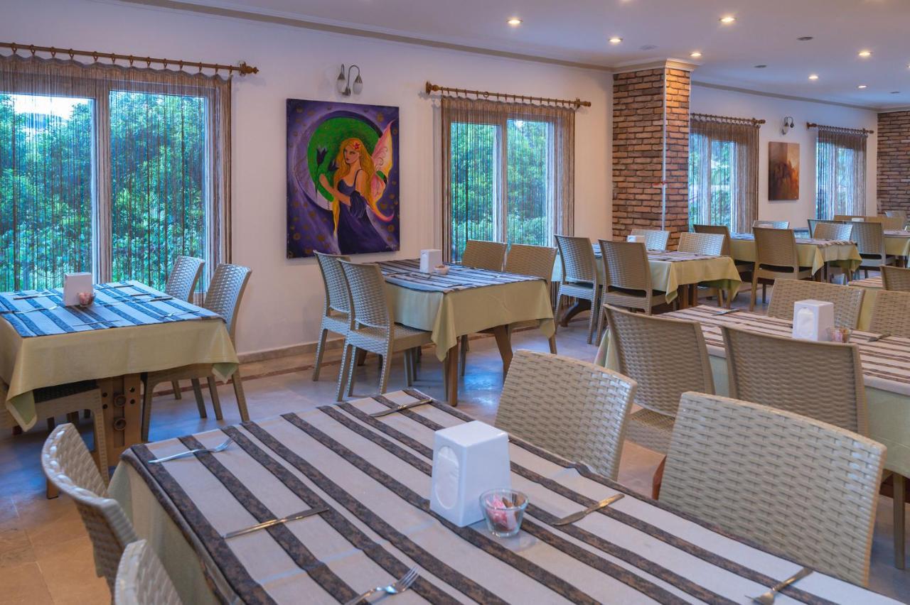 Hotel Grand Derin