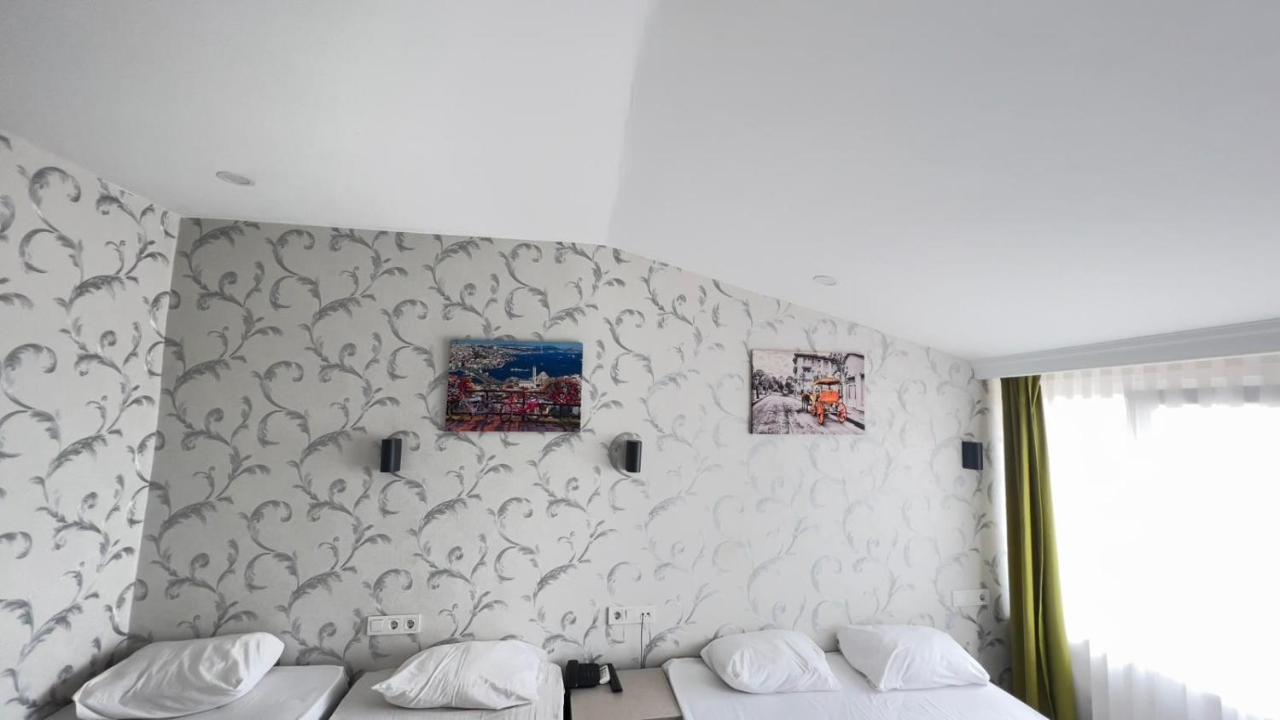 Hotel The Lola