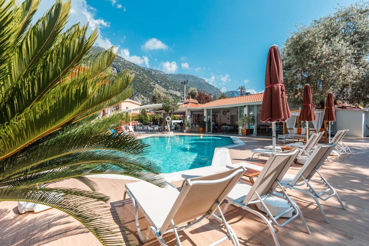 Bronze Bed & Breakfast 3*