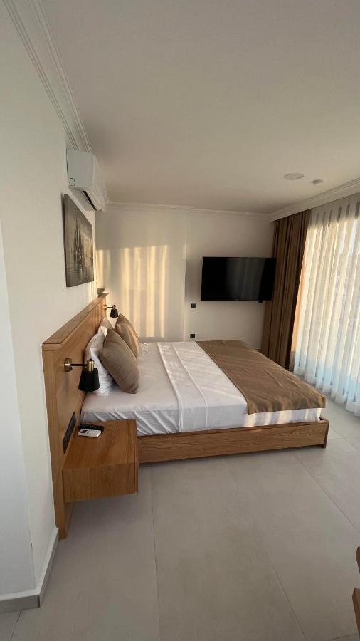 Blue Point Hotel *