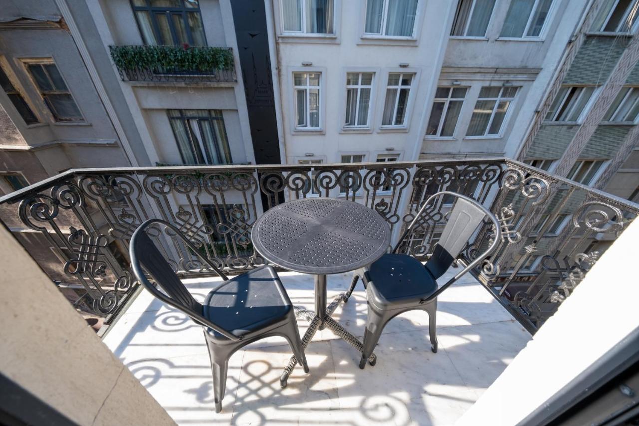 Balo Hotel Istanbul