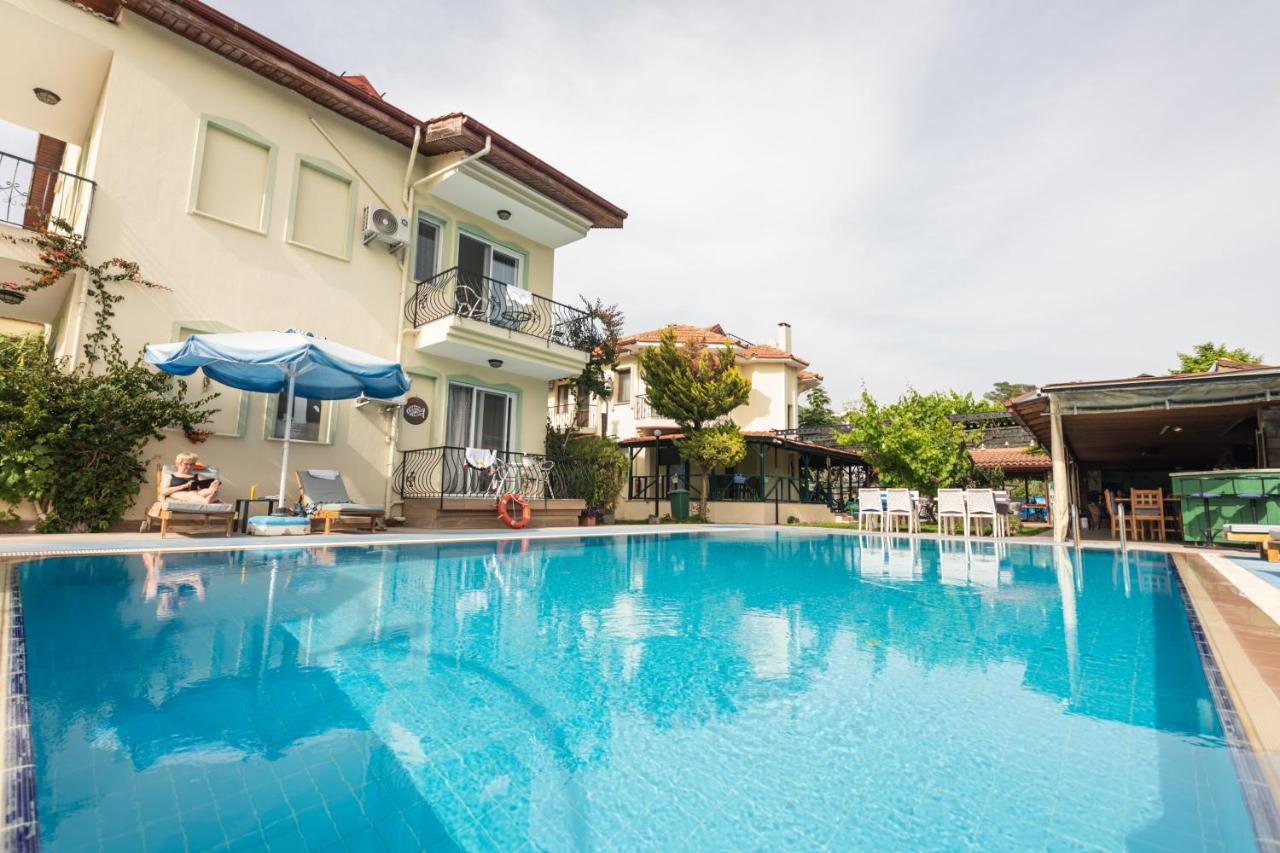 Hotel Dedeminn Garden 2*
