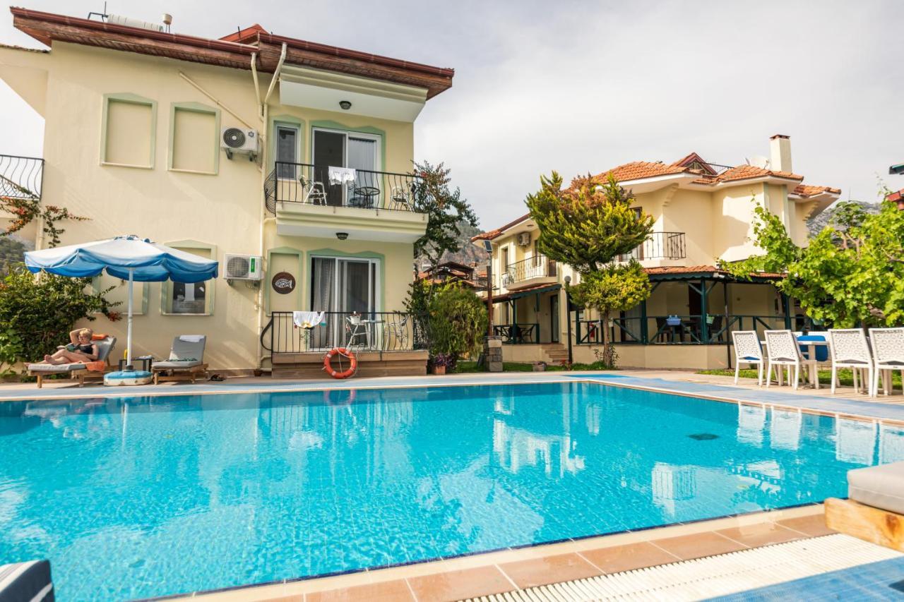 Dedeminn Garden Hotel 2*