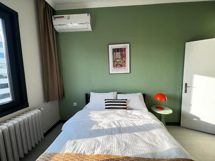 Apartment Wonder Homes 6 - Ultra Luxury , 4br , 2ba , Sea View Karakoey Istanbul