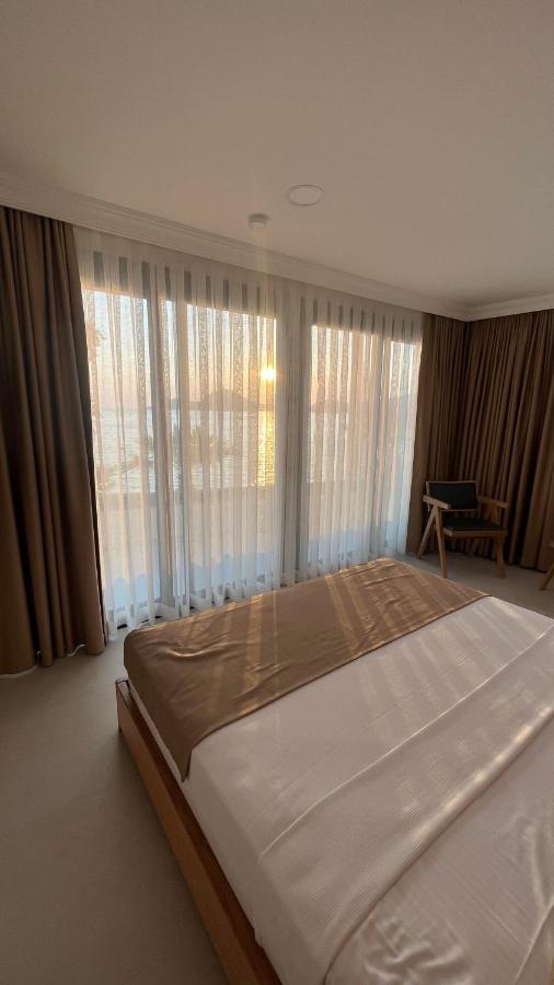 Blue Point Hotel *