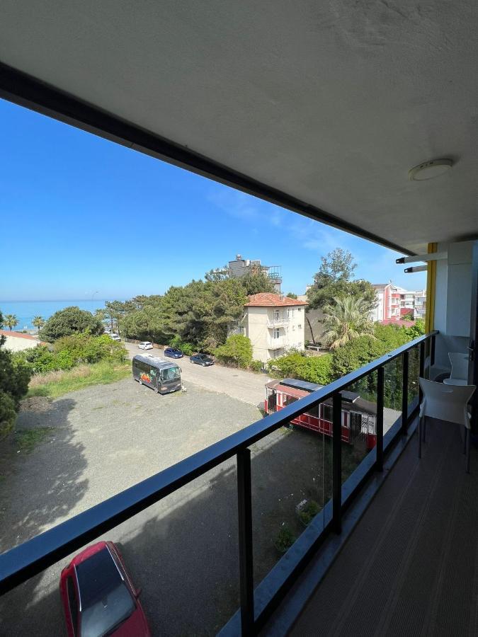 Deluxe Beach Aparthotel