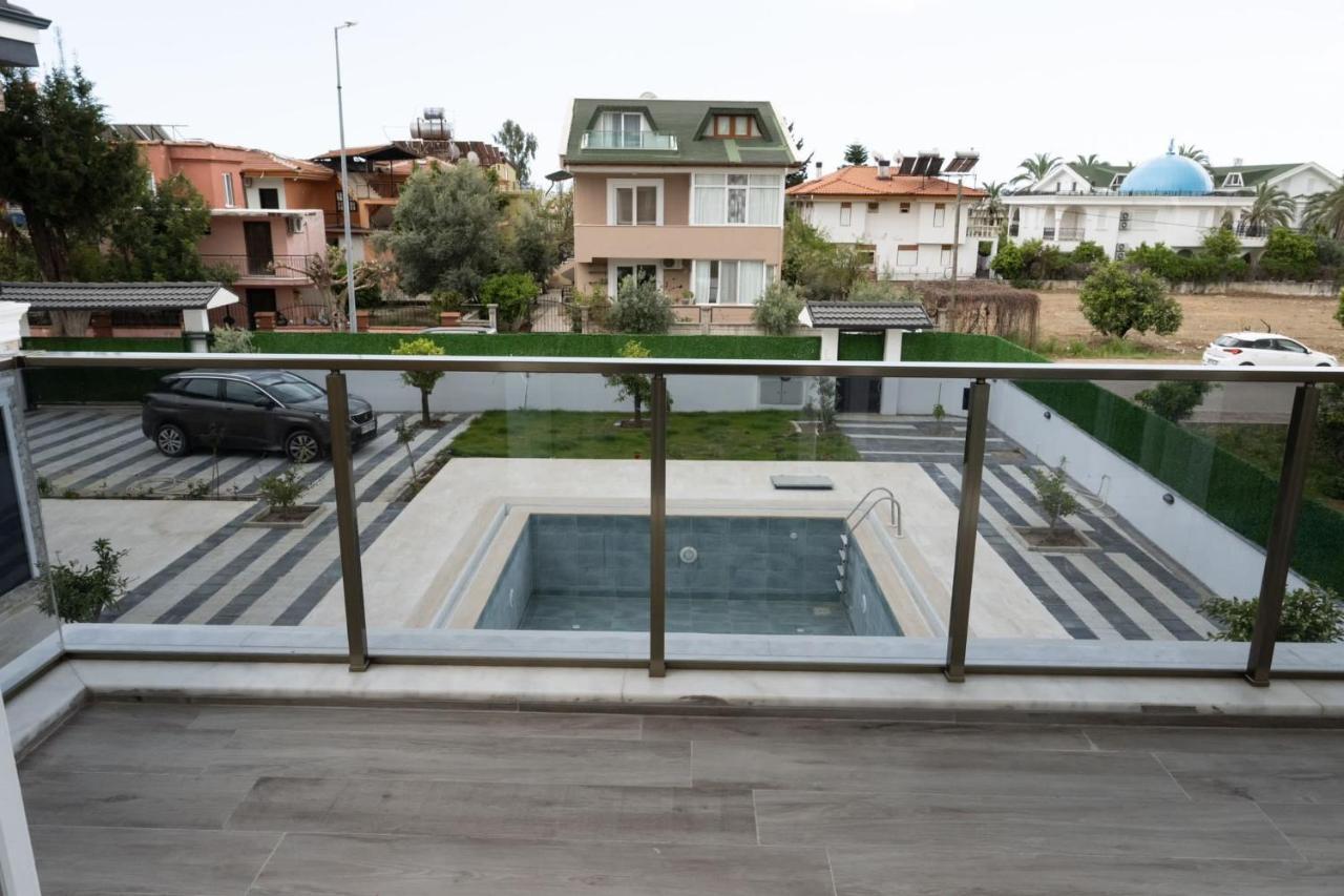 Teki̇rova Hotel 4*