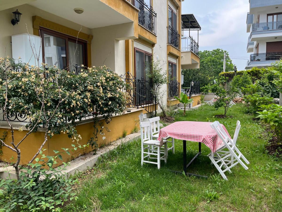 Apartment Grand Teoshan Ve *