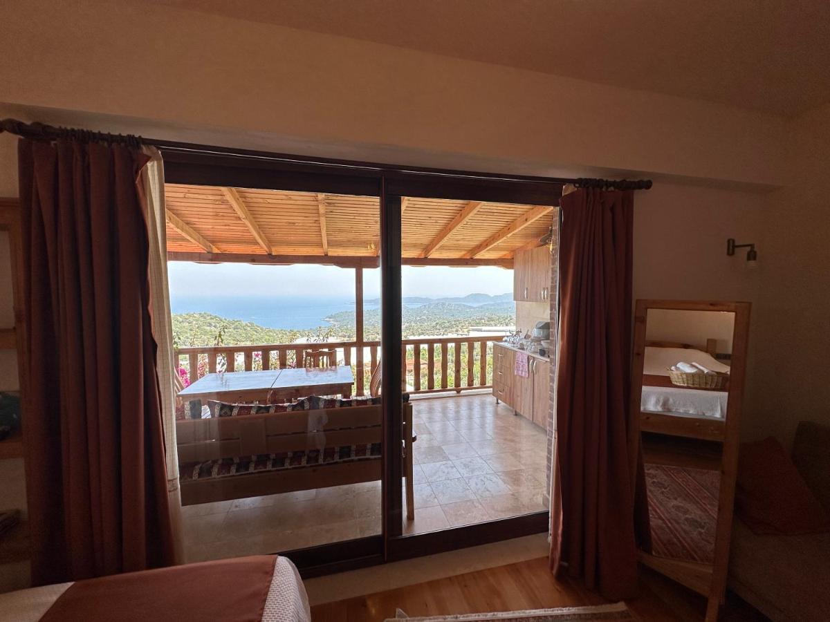 Istlada Tas Ev - Kekova View *