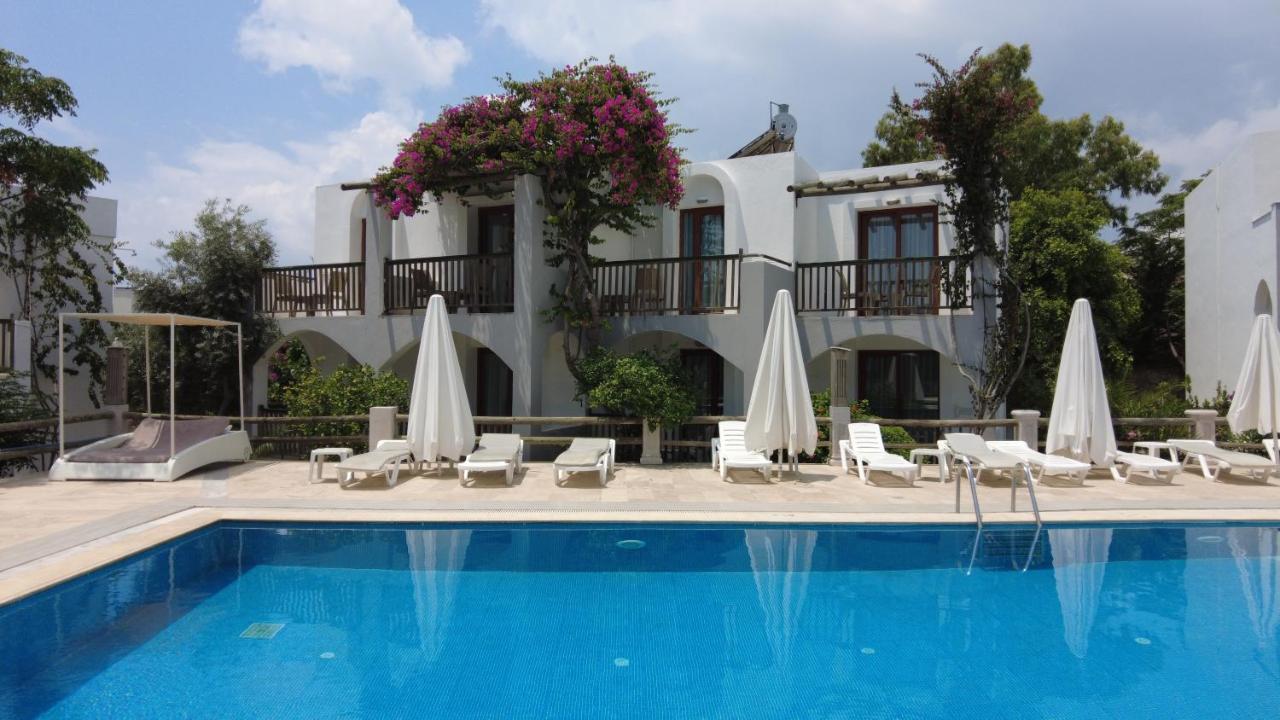 Cove Hotel 2*