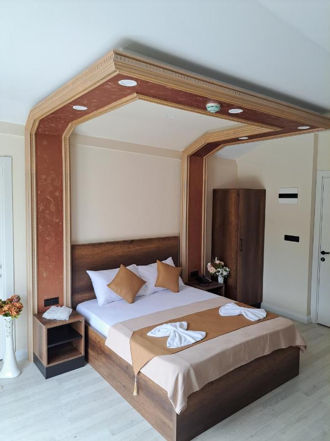 Aparthotel Perla Blanca