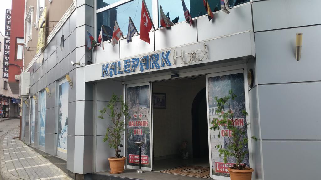 Hotel Kalepark 2*