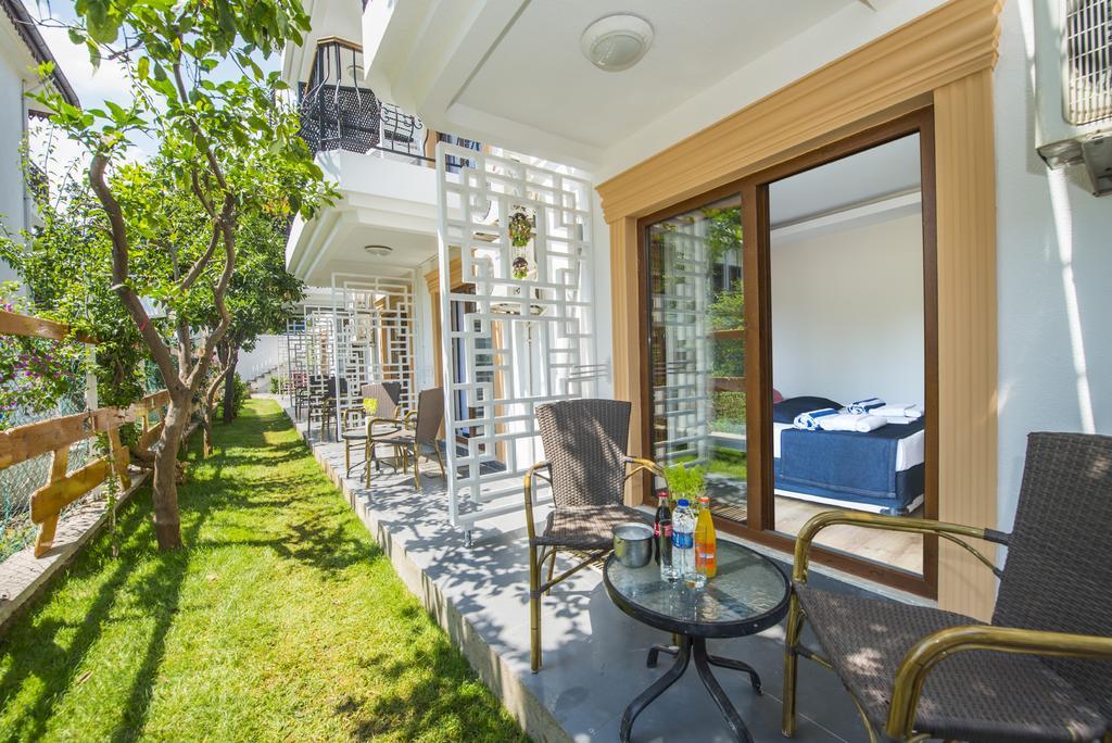 Hotel Teki̇rova