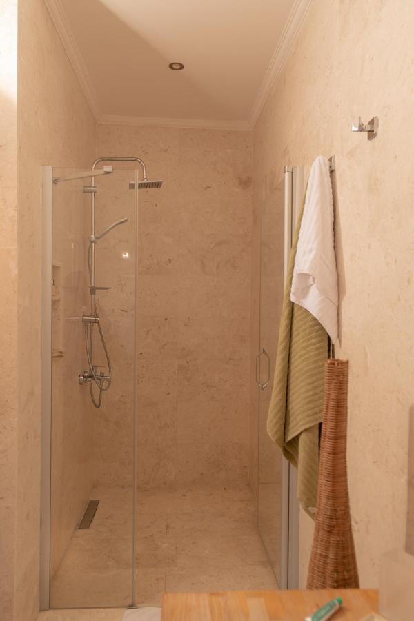 Hotel Izz Getaway - Adults Only