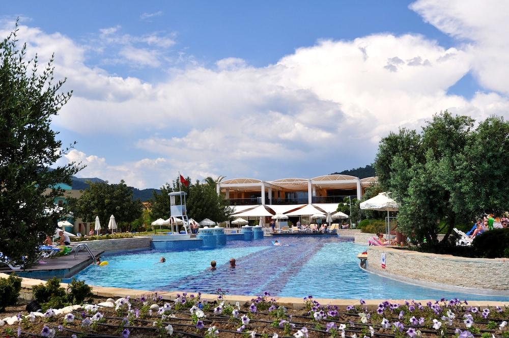 Tt Palace Hotel Sarigerme