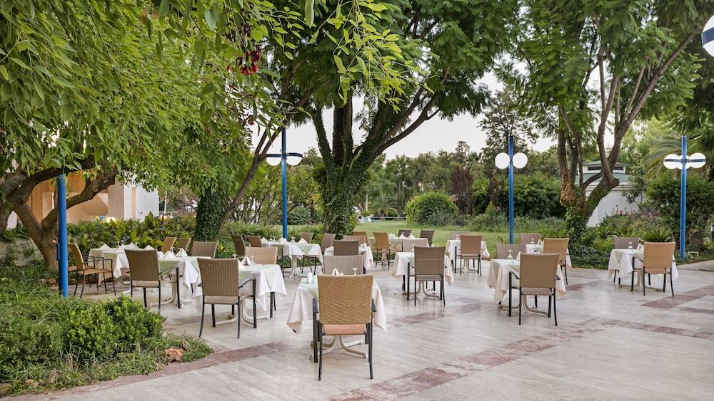 Oezkaymak Falez Hotel