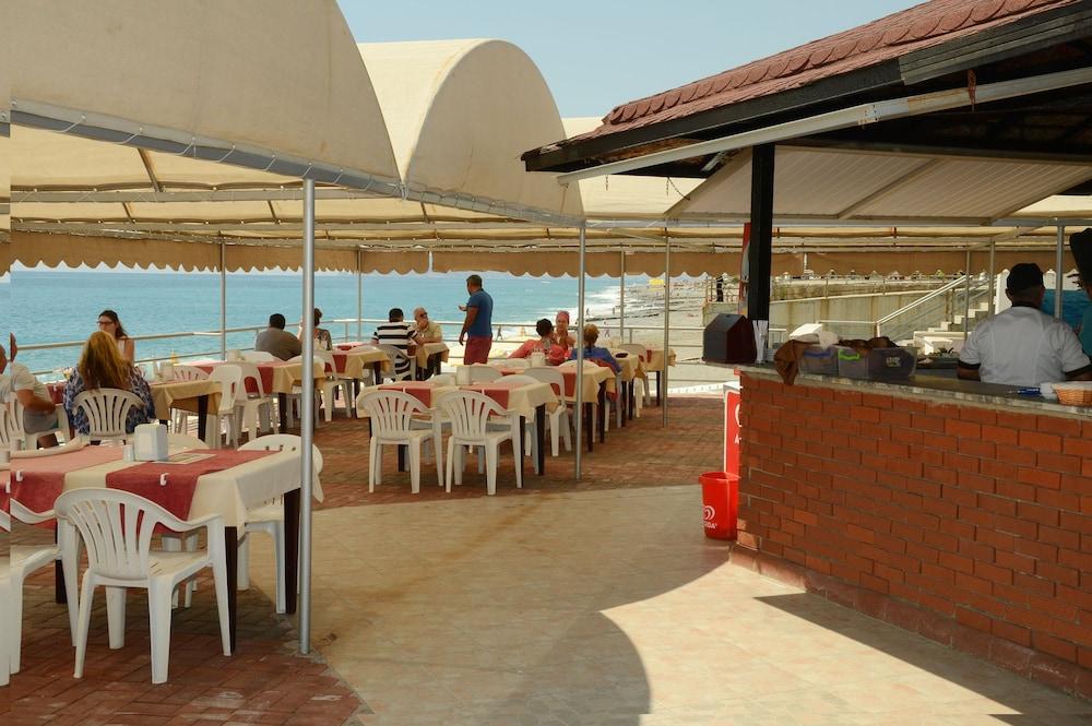 Doris Aytur Hotel 3*