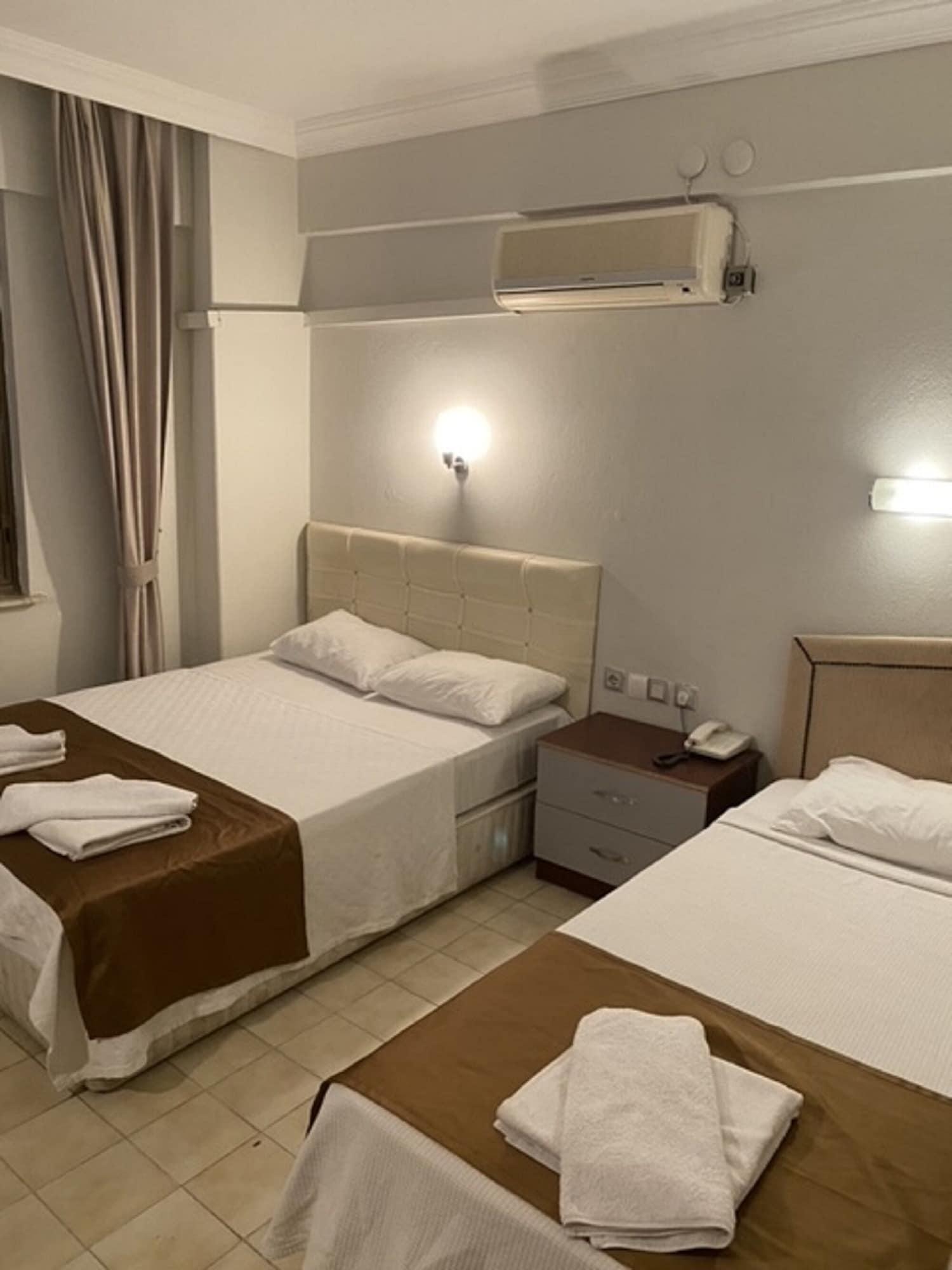 London Blue Hotel