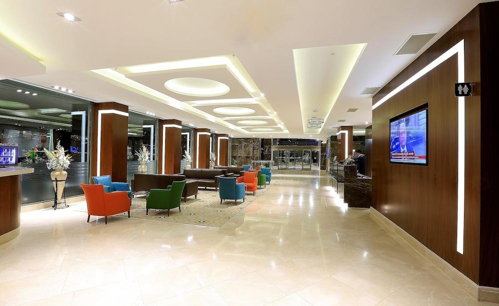 Hotel Western Premier Karsiyaka Convention &